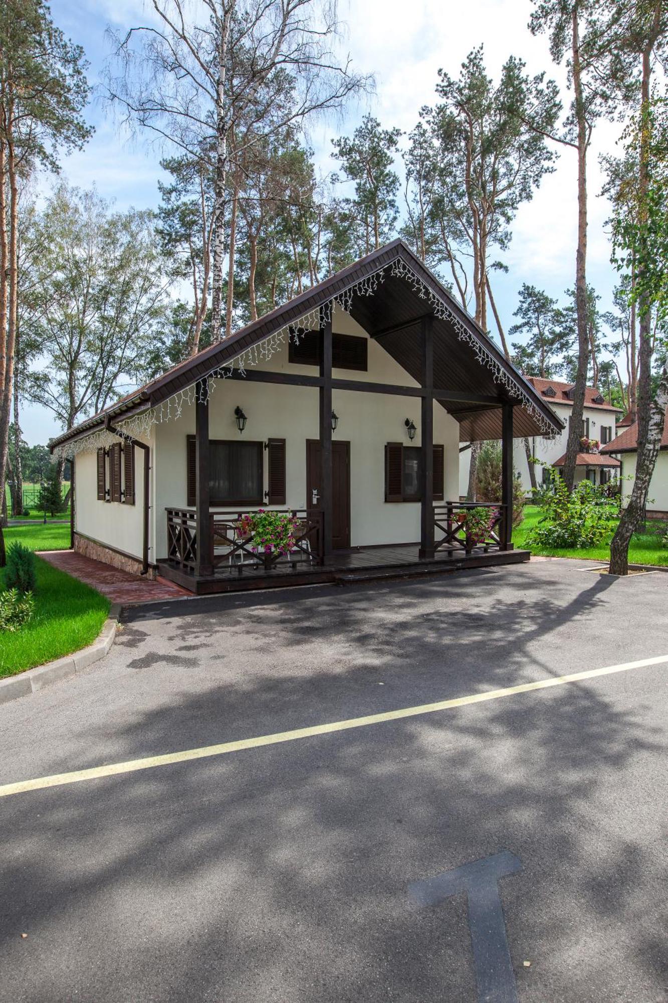 Park-Hotel Kidev Chubynske Exterior foto